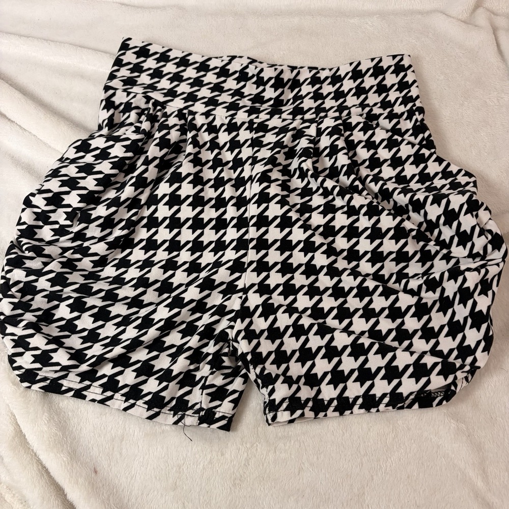 Conceited High Waisted Harem Shorts Houndstooth Ultra Soft Preppy Festival S/M